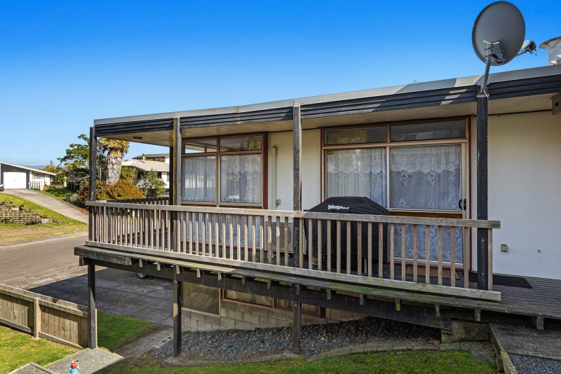 9 Hoterini Street, Ohope - Carousel 25