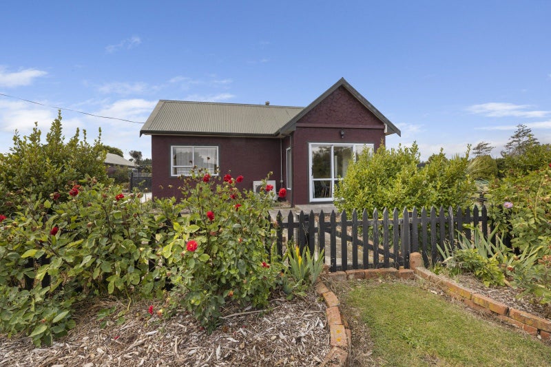 66 London Street, Hampden, Hampden - Carousel 1