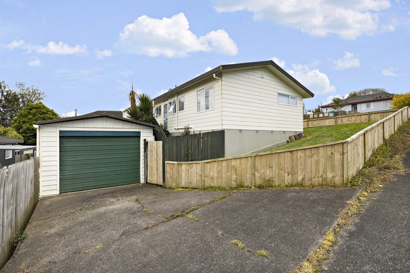44 Borich Road, Sunnyvale, Auckland - Carousel 1