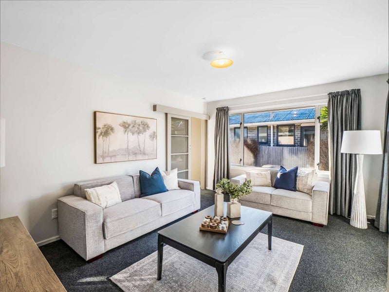 19 Glenora Place, Hornby, Christchurch - Carousel 2