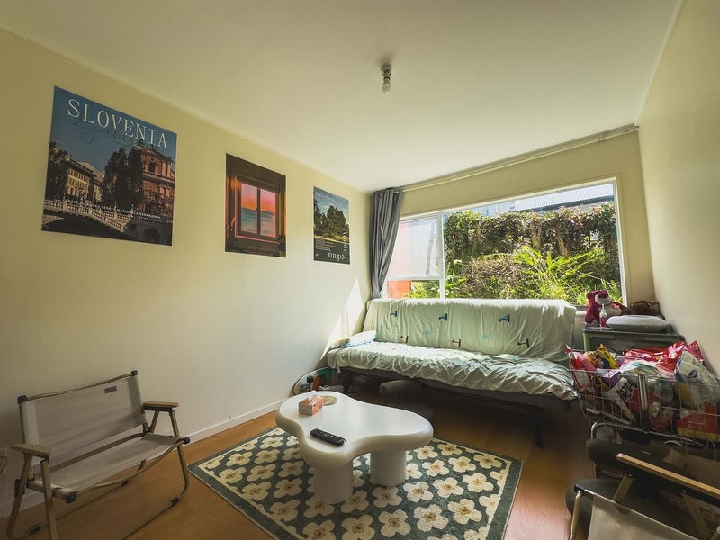 32 Rosalind Road, Glenfield, Auckland - Carousel 1