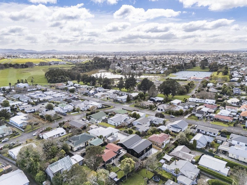 7A Huia Avenue, Forest Lake, Hamilton - Carousel 22