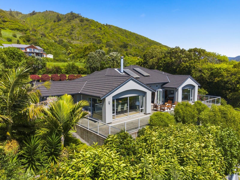 27A Kotare Street, Waikanae, Waikanae - Carousel 1