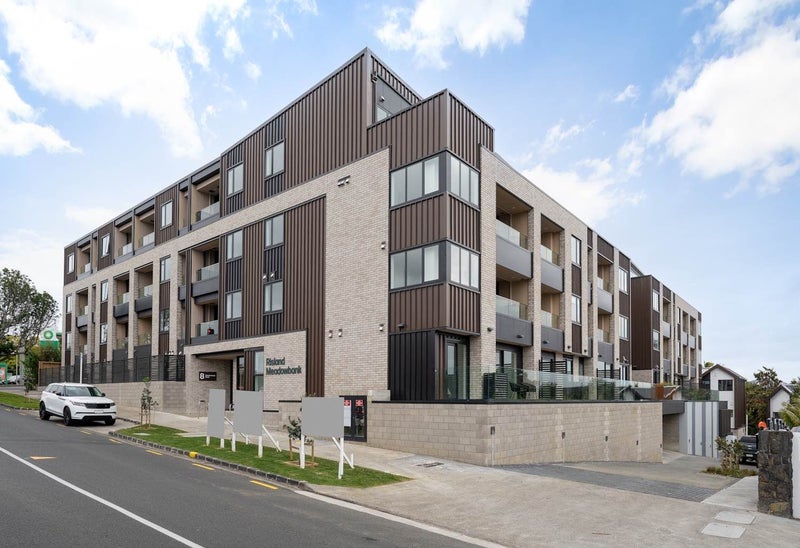 104/8 Meadowbank Road, Meadowbank, Auckland - Carousel 1