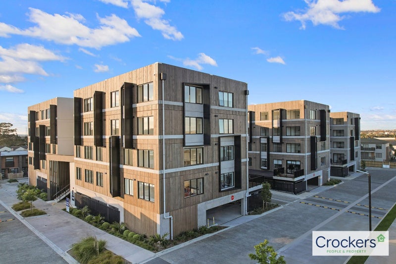 202/7 Rauemi Way, Te Atatū South, Auckland - Carousel 2