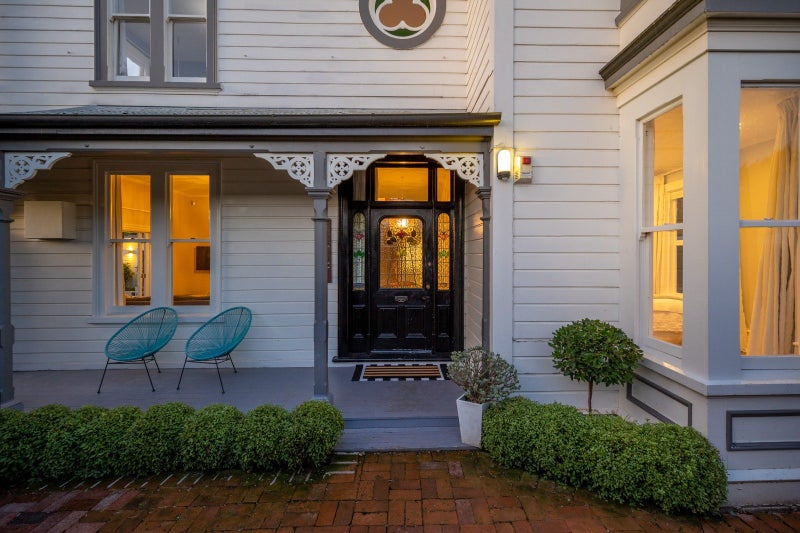 359 Hardy Street, Nelson, Nelson - Carousel 1