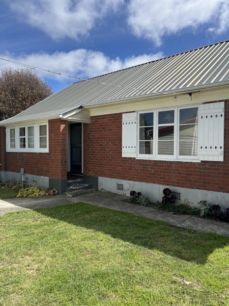 8 Kawaka Street, Riccarton, Christchurch - Carousel 1