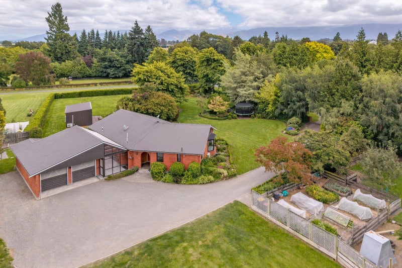 16 Dolma Street, Methven, Methven - Carousel 1