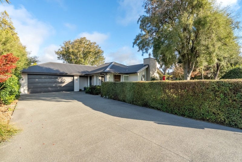 5 Parsonage Road, Woodend, Woodend - Carousel 1