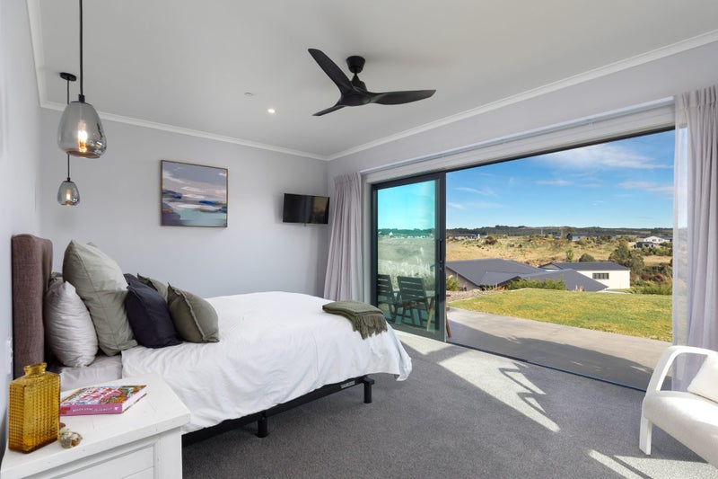 73 Galeo Road, Redwood Valley - Carousel 2