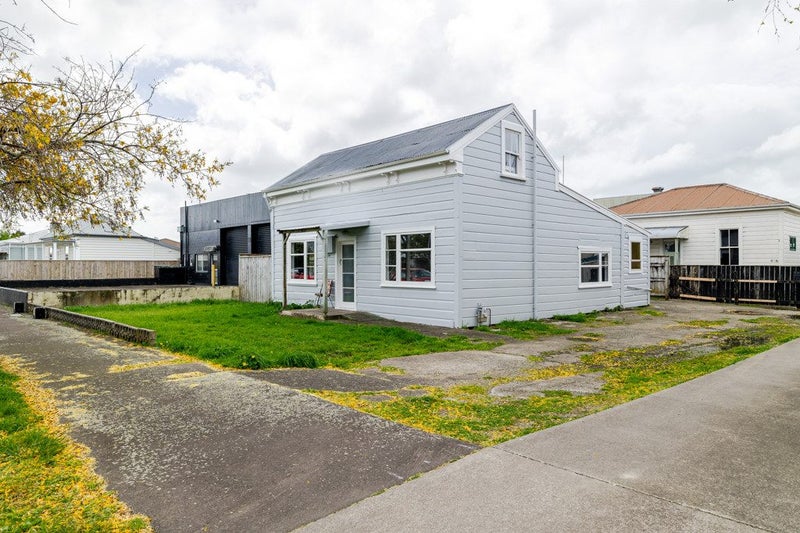 19 Lombard Street, Palmerston North, Palmerston North - Carousel 1