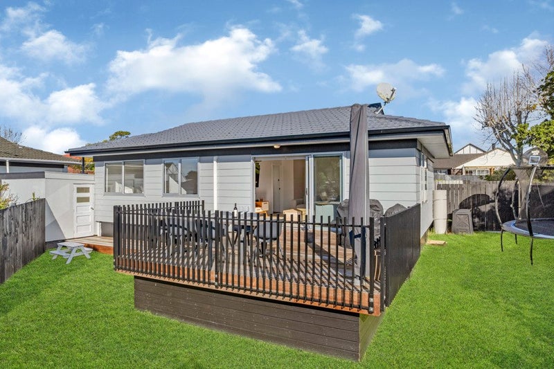 2/119 Pigeon Mountain Road, Half Moon Bay, Auckland - Carousel 2