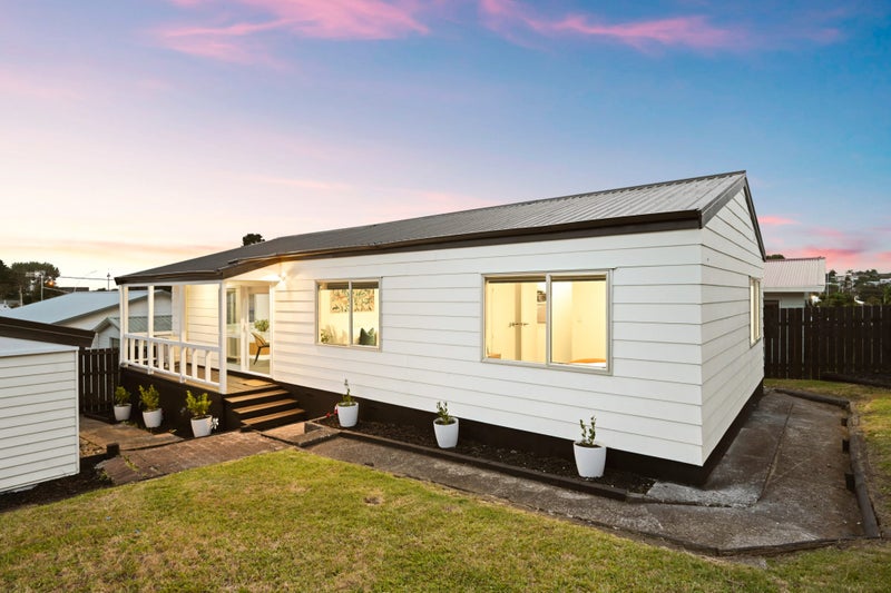 146B Forest Lake Road, Forest Lake, Hamilton - Carousel 2