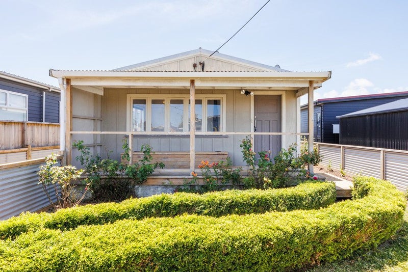 115 Seabury Avenue, Foxton Beach, Foxton - Carousel 1