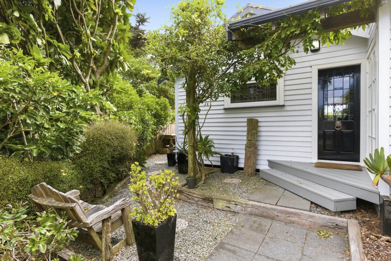 5A Paneta Street, Paekakariki, Paekakariki - Carousel 2