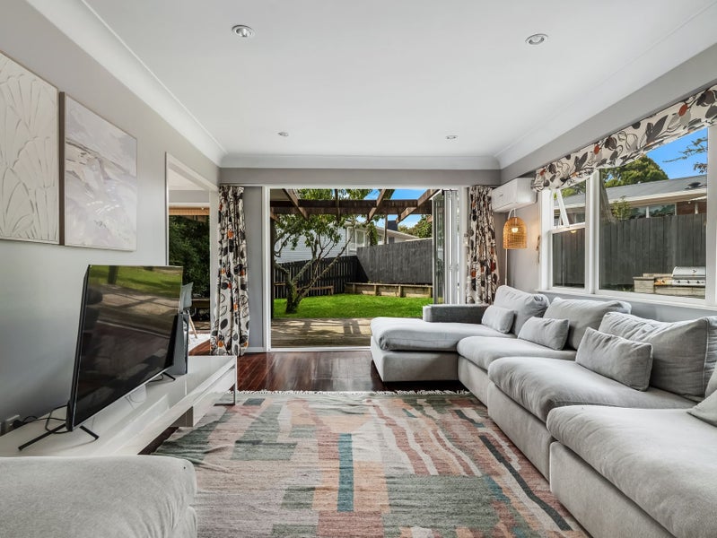 10 Awaroa Road, Sunnyvale, Auckland - Carousel 2