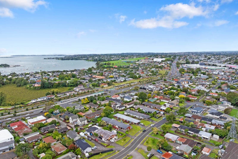 1/19 Latham Avenue, Pakuranga, Auckland - Carousel 29