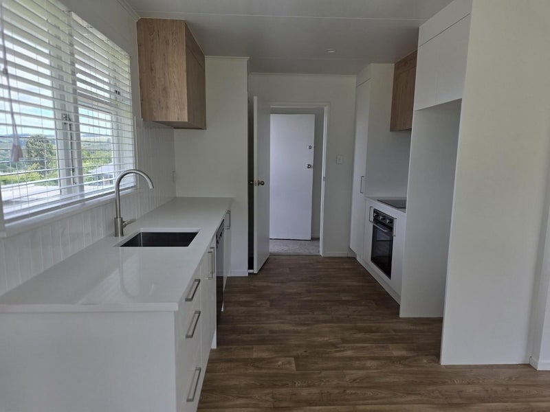 56 Thomas Crescent, Western Heights, Rotorua - Carousel 2