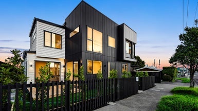 245A West Tamaki Road, Wai o Taiki Bay, Auckland - Carousel 1