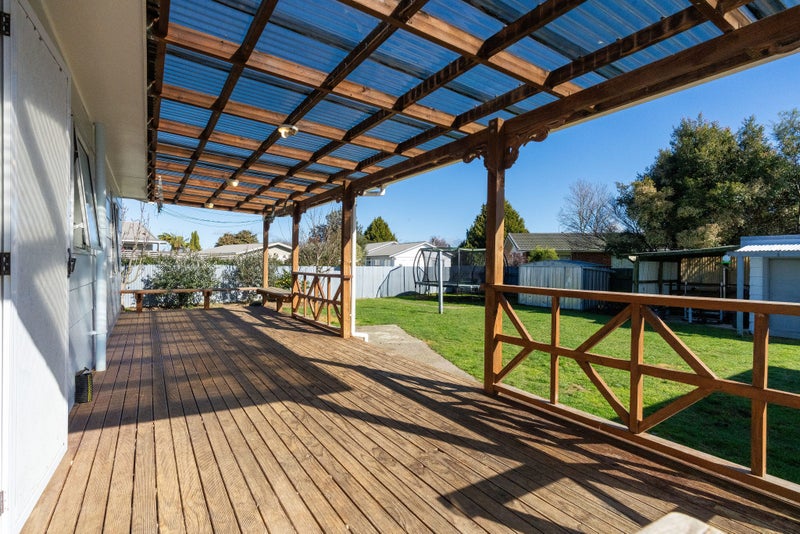 11 Vincent Drive, Levin, Levin - Carousel 2