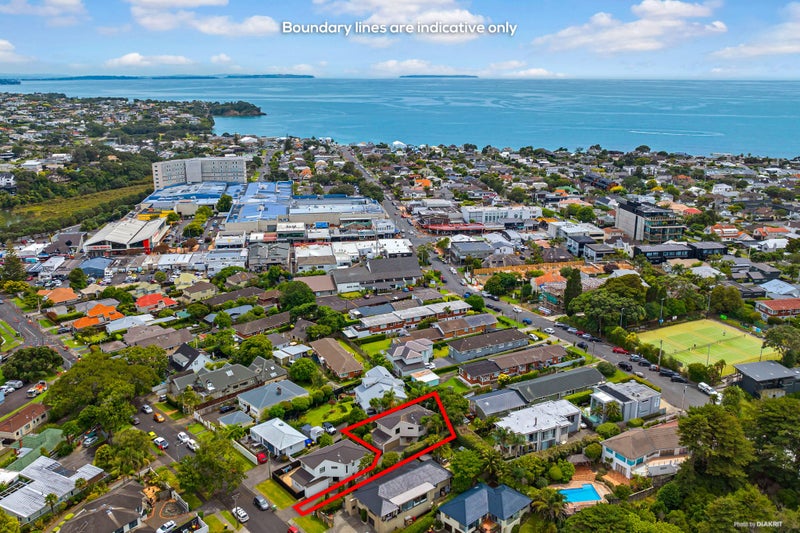 2/24 Fenwick Avenue, Milford, Auckland - Carousel 19