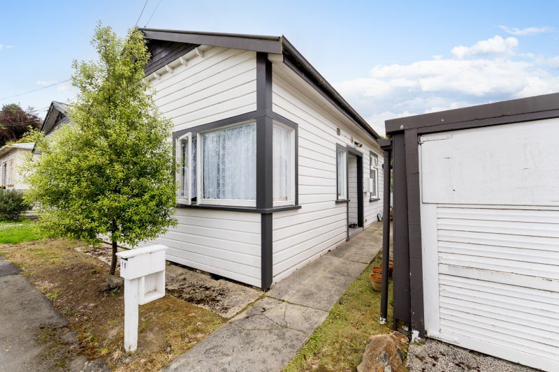 18 Cornhill Street, North East Valley, Dunedin - Carousel 1