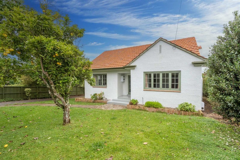 32 Masters Avenue, Hillcrest, Hamilton - Carousel 2