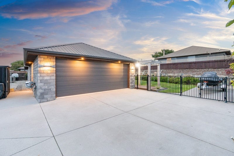 18 Lancaster Lane, Waldronville, Dunedin - Carousel 36