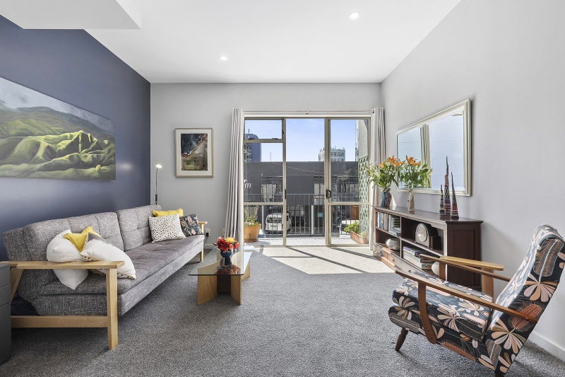 22/23 Tennyson Street, Te Aro, Wellington - Carousel 1