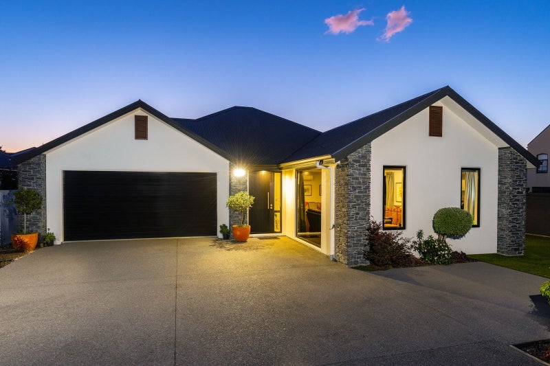 2/66 Arthur ST, Blenheim, BLENHEIM - Carousel 1
