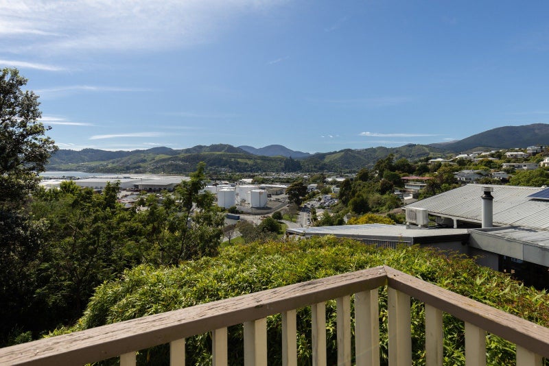 52 Queens Road, Stepneyville, Nelson - Carousel 2