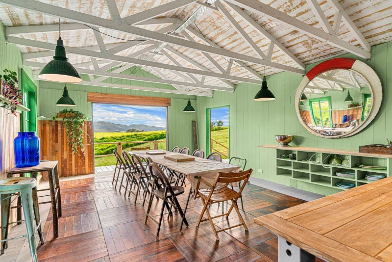 470 Tara Road, Kaiwaka - Carousel 1