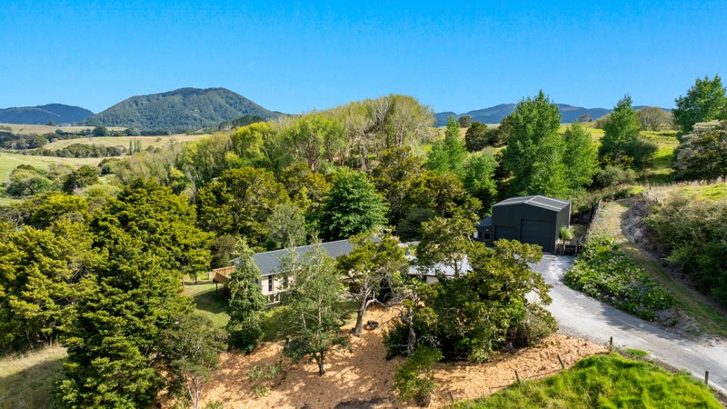 219 Kaiwaka-Mangawhai Road, Wellsford - Carousel 35