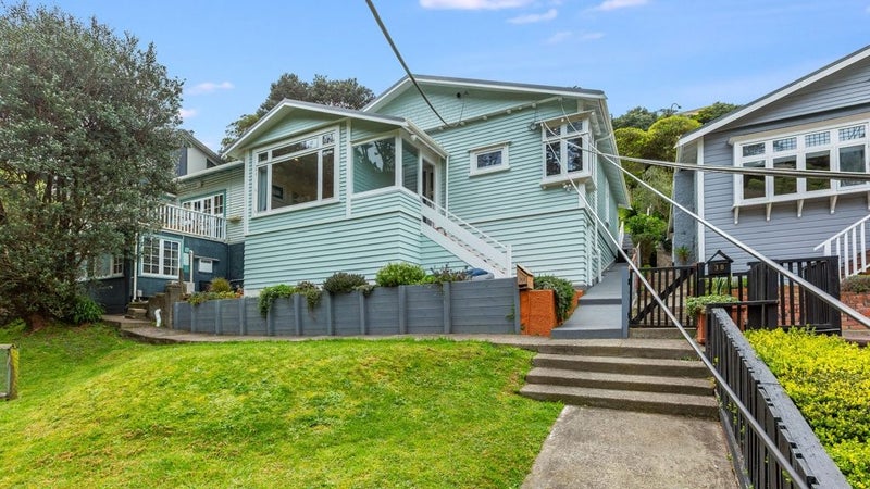 32 Hapua Street, Hataitai, Wellington - Carousel 1