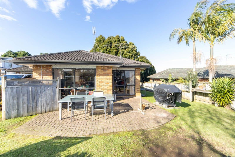 11 Ashland Place, Weymouth, Auckland - Carousel 2