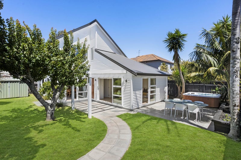22A Hazel Avenue, Mount Roskill, Auckland - Carousel 1