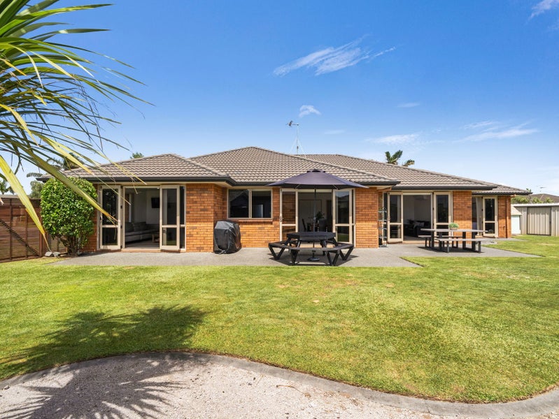 14 Carrington Drive, Papamoa Beach, Papamoa - Carousel 32