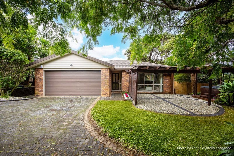 27 McKinley Road, Sunnyvale, Auckland - Carousel 1