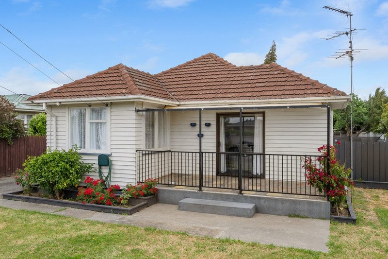 112 Budge Street, Riversdale, Blenheim - Carousel 1