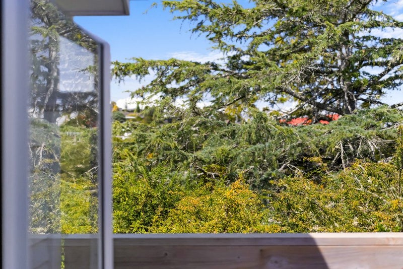 4 Glengarry Road, Glen Eden, Auckland - Carousel 3