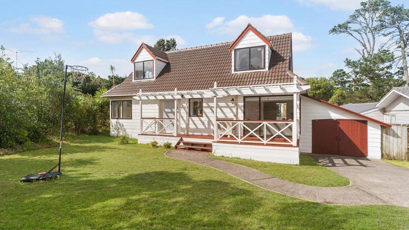 28 Sunward Rise, Glenfield, Auckland - Carousel 1