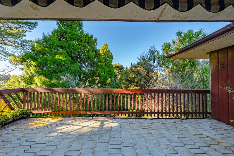 1090 Scenic Drive North, Swanson, Auckland - Carousel 1