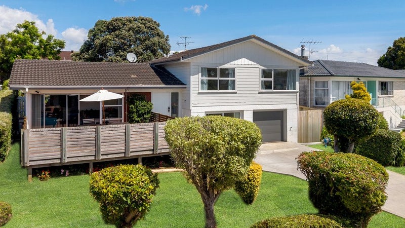 22 Archmillen Avenue, Pakuranga Heights, Auckland - Carousel 1