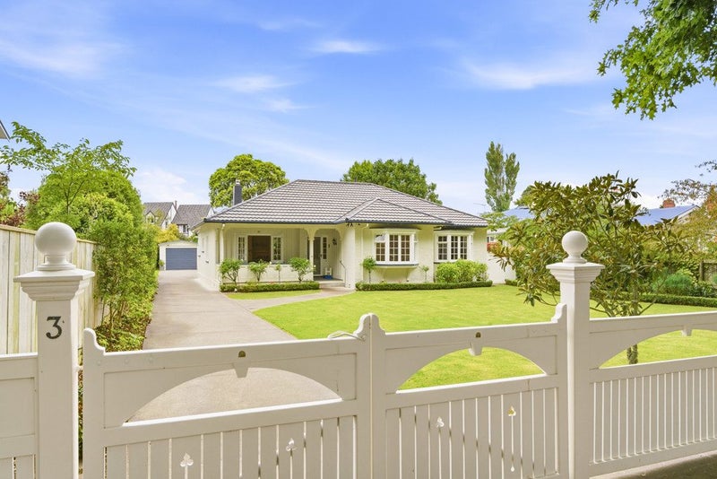 3 Selwyn Crescent, College Estate, Whanganui - Carousel 1