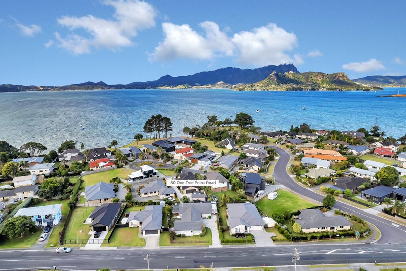 80 One Tree Point Road, One Tree Point - Carousel 1