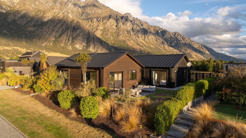 22 McKellar Drive, Jacks Point, Queenstown - Carousel 1