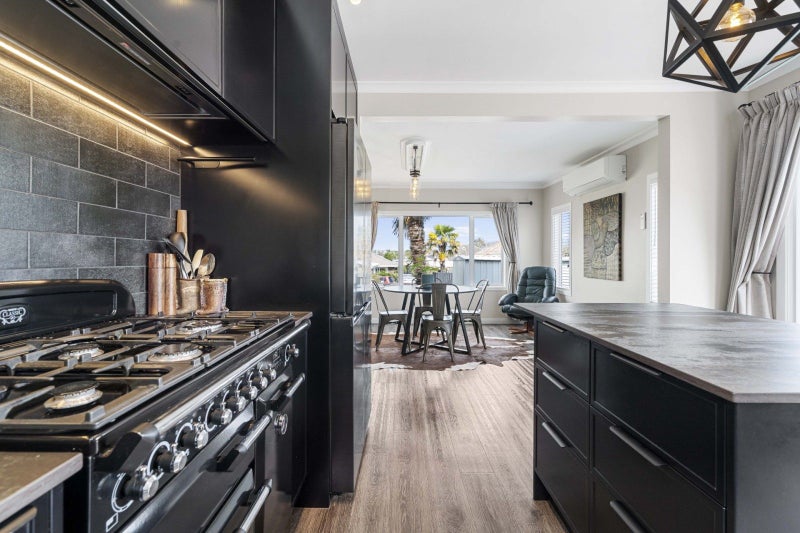 3 Yatton Street, Greerton, Tauranga - Carousel 1