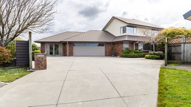 21 Liberty Grove, Kelvin Grove, Palmerston North - Carousel 1