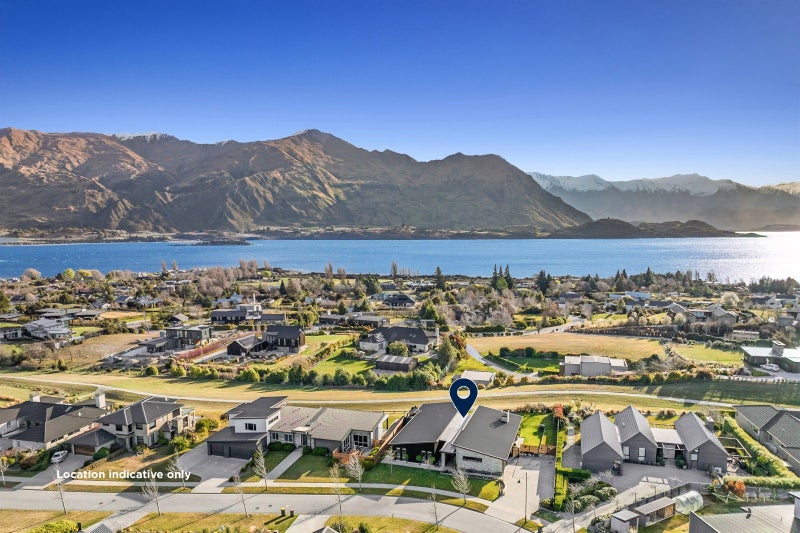 21 Valley Crescent, Wanaka - Carousel 21