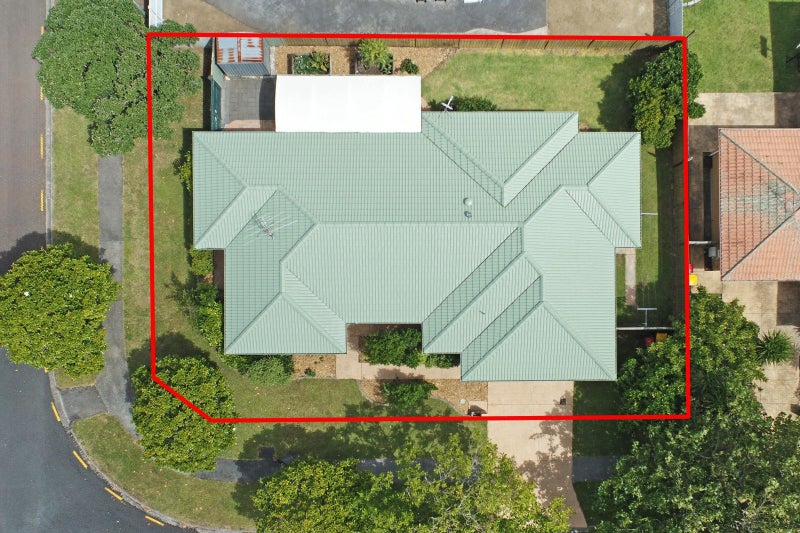 6 Cottesmore Place, Huntington Park, Auckland - Carousel 2